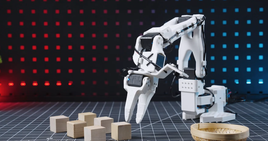Hiwonder LeRobot, Your First "Teach-by-Doing" AI Robotic Arm!